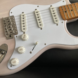Guitar - el Guitar - el
